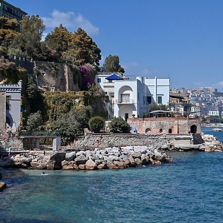 La Casa Sull' Acqua Apartment Naples Luaran gambar