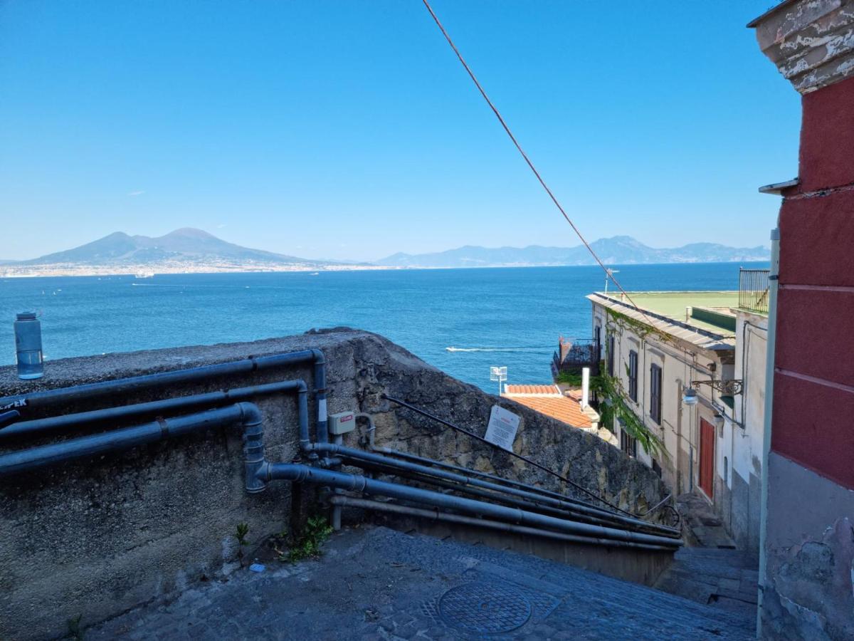 La Casa Sull' Acqua Apartment Naples Luaran gambar